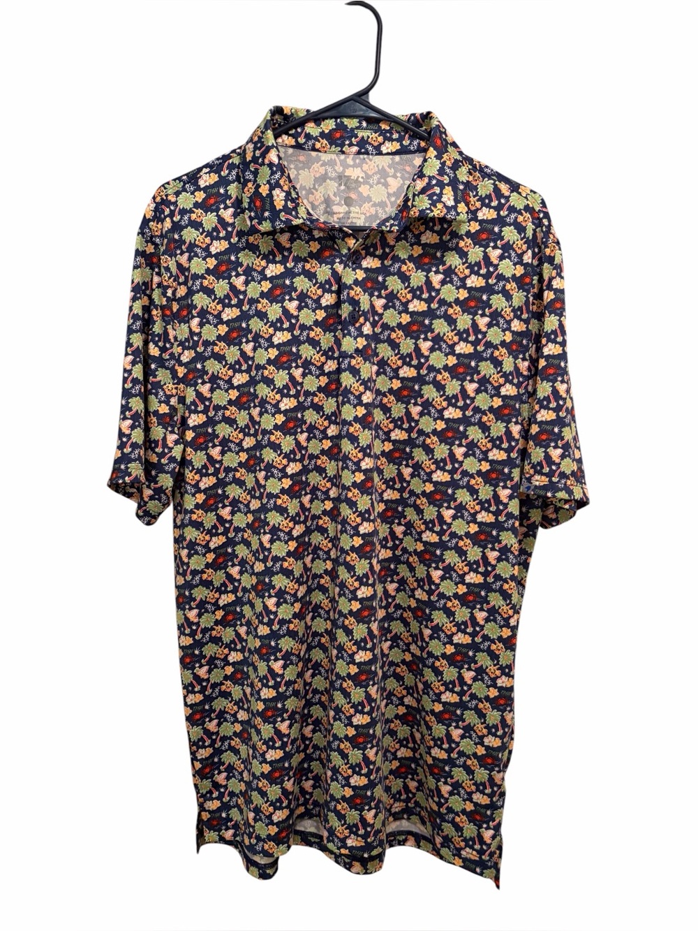 1764 Men's Floral Golf Polo. Size large. Good condition